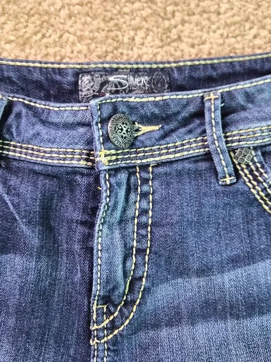 Silver Jeans Suki Shorts Women Size 31 Blue Denim Pocket Embroidery F903 - Picture 2 of 11